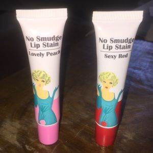 Valra No Smudge Lip Stain